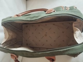 Bolso grande de mano