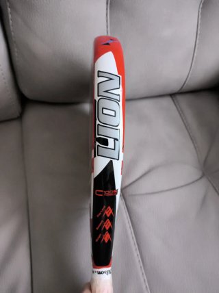 Pala pádel Völkl Lion Carbon con funda
