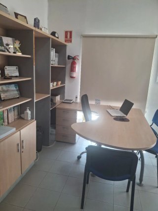 Mobiliario para academia o aula
