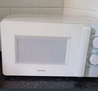 Microondas IKOHS MW700 20L 700W con su caja origen