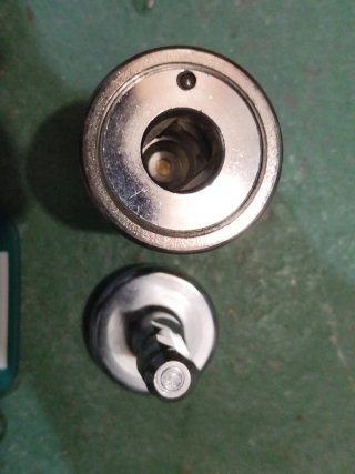Candado para moto con 2 llaves