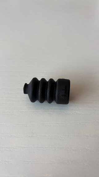 Goma protectora tensor cable embrague Domino