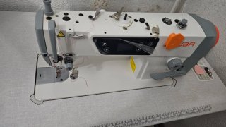 Máquina de coser Siruba DL-720
