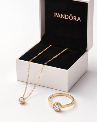 Pandora Anillo y Collar Oro Circonita