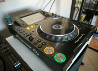 Pioneer CDJ-2000 Nexus 2