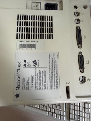 Apple Macintosh Classic M1420 restaurado