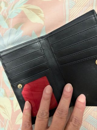 Cartera Carolina Herrera CH Negra y Dorada