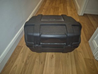 Baúl para Moto Negro 45L