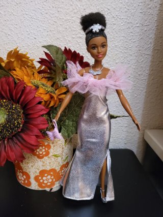 Muñeca Barbie Vestido Plateado