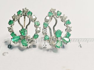 Pendientes Oro 18k Esmeraldas y Diamantes