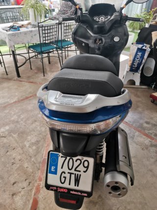 Kymco Xciting 250 Maxi Scooter Azul