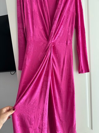 Vestito lungo fucsia con stampa floreale