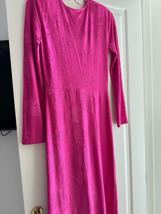 Vestito lungo fucsia con stampa floreale