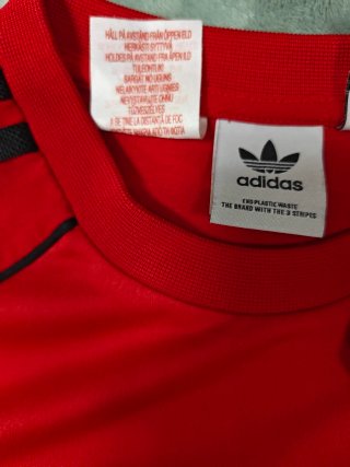 Camiseta Adidas Roja Vintage Años 2000