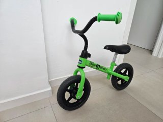 Bicicleta sin pedales Chicco verde