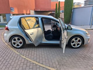 Volkswagen Golf GTI 210cv 5p manual