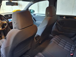 Volkswagen Golf GTI 210cv 5p manual