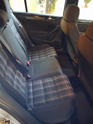 Volkswagen Golf GTI 210cv 5p manual