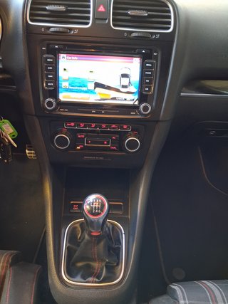 Volkswagen Golf GTI 210cv 5p manual