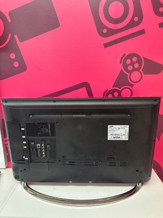 Televisor LED SMART Samsung UE32H4500AW (smartv ANTIGUO)