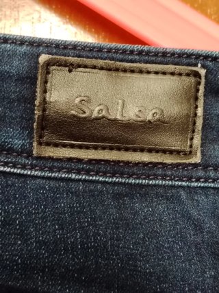 Vaqueros azules marca Salsa