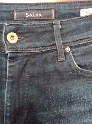 Vaqueros azules marca Salsa
