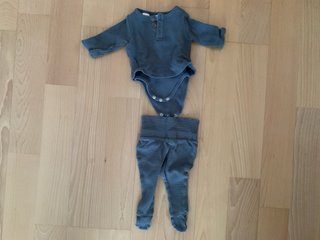 Conjunto bebé azul marino talla 1-3