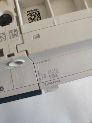 Diferencial vigi  4p 32  Schneider Automatico C32