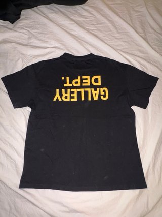 Camiseta Gallery Dept Negra y Amarilla Talla M
