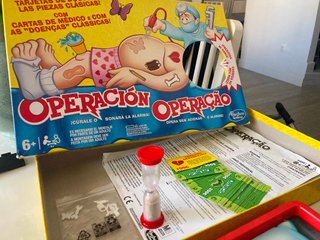 Operación Juego de Mesa Electrónico Hasbro