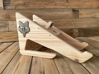 Soporte Casco Fox Madera