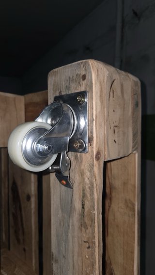 Sofá Palets Pulido con Ruedas 180x70x25