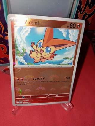 Pokémon Victini pokeball