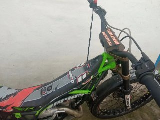 Trial 125cc acepto cambio vertigo