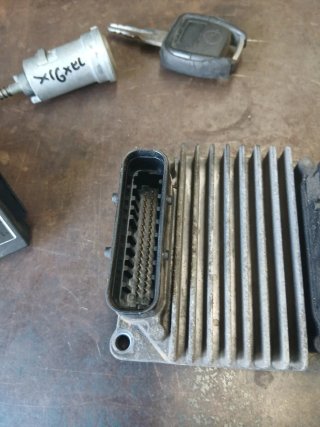 Centralita ECU Opel Astra G 1.6 16v + Llave + Bomb
