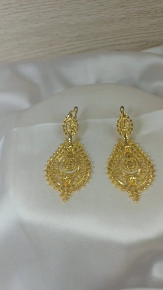 Pendientes Vintage Zarina Chapado Oro 18k