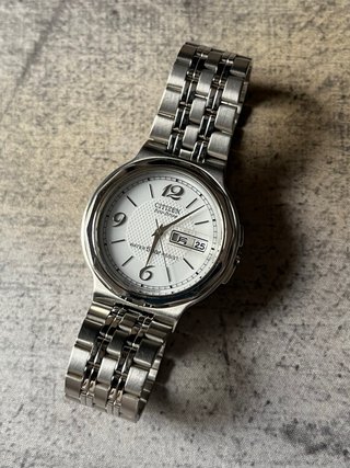 Reloj Citizen Eco Drive E100-K003334 CKS