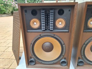 Altavoces Sansui SP-3500a vintage