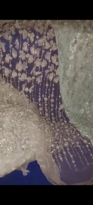 Tela pedrería boda gitana plata y blanco 9 metros