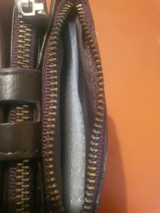 Regalo Cartera de piel marrón con cremallera
