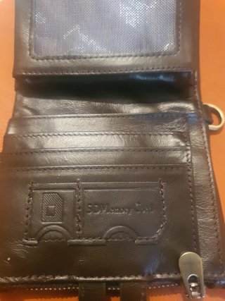 Regalo Cartera de piel marrón con cremallera