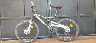 Bicicleta Moma 26 Full Suspension Shimano