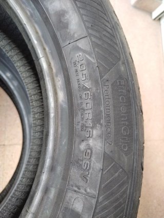 Neumáticos de coche