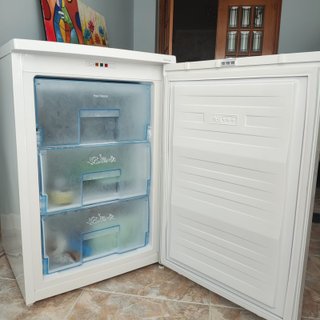 Congelador Vertical Beko 3 Cajones No Frost