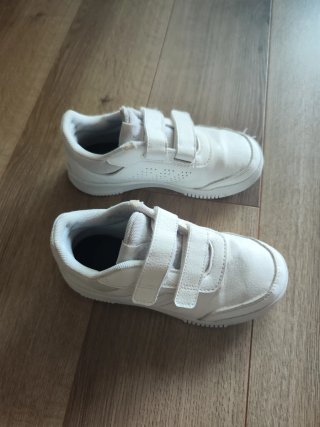 Zapatillas Adidas niño blancas