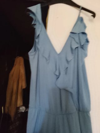Mono azul con volantes talla M