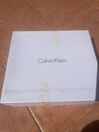 Sandalia tacón Calvin Klein negra