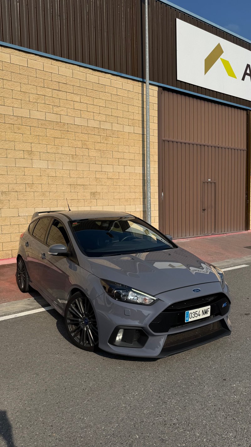 Ford Focus 2016, foto 2
