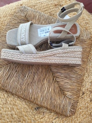 Sandalias Tommy Hilfiger Yute Beige
