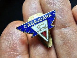 Insignia Casajuana Ford Esmaltada